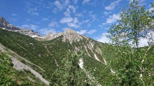 Blick im Aufstieg zum Roten Stein